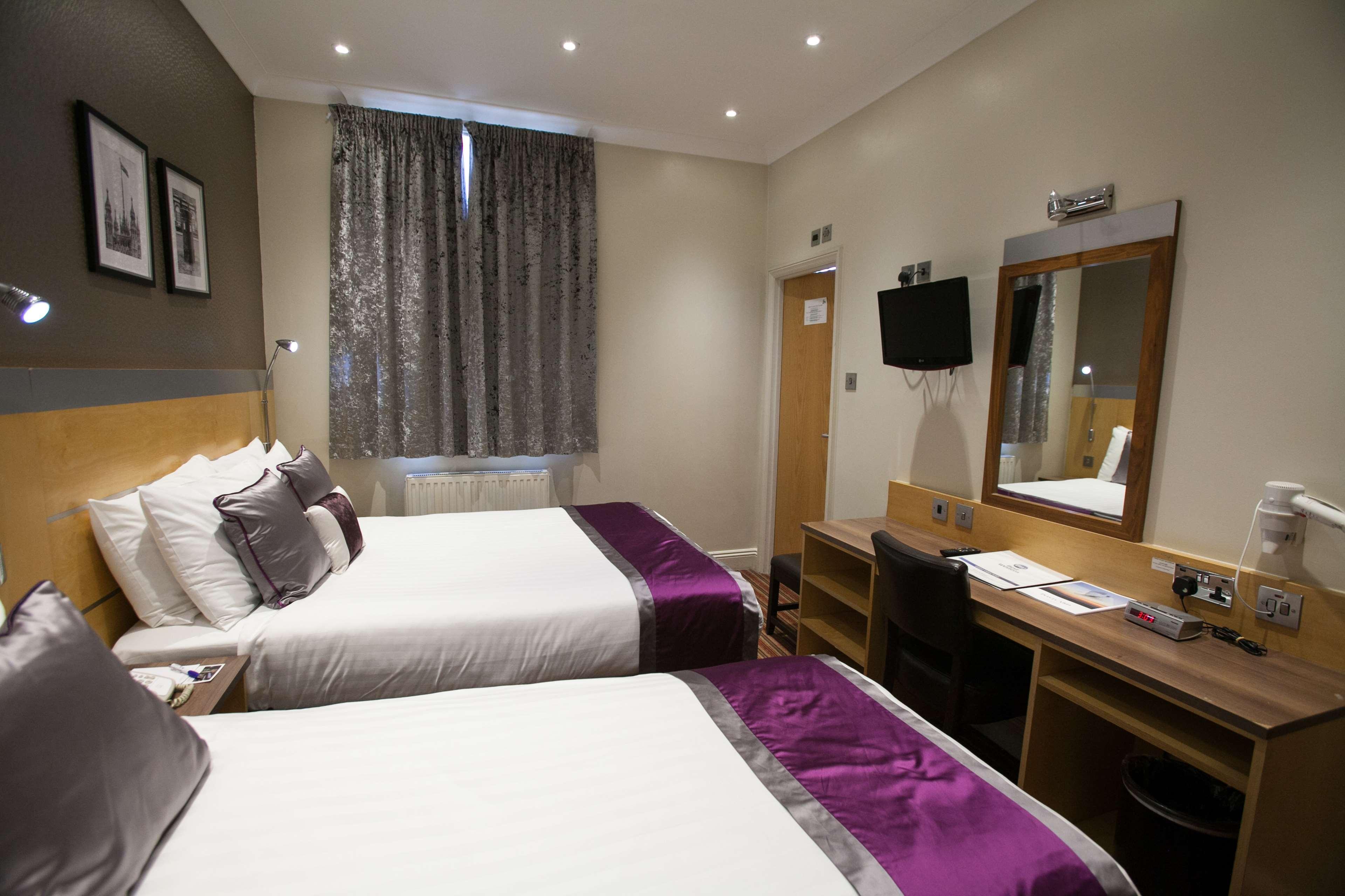 Best Western Victoria Palace Лондон Екстериор снимка
