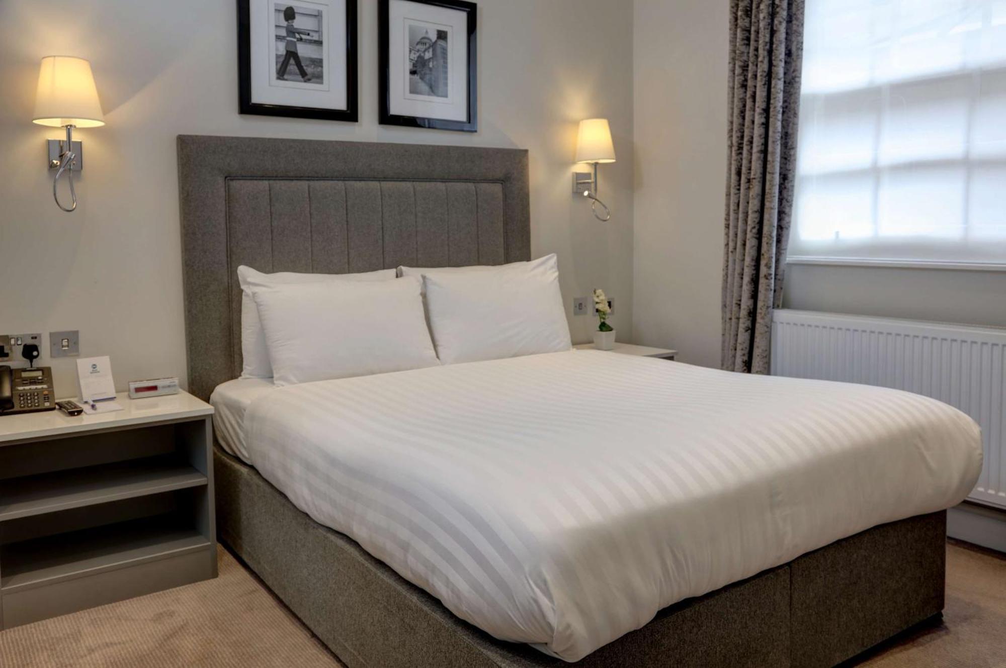Best Western Victoria Palace Лондон Екстериор снимка
