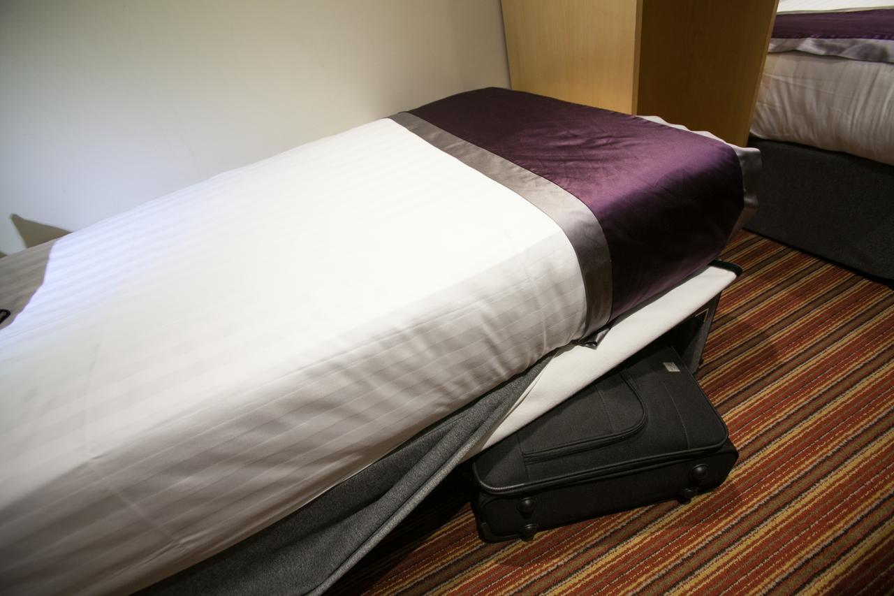 Best Western Victoria Palace Лондон Екстериор снимка